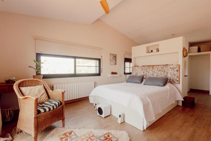 Can Mimosa Guesthouse