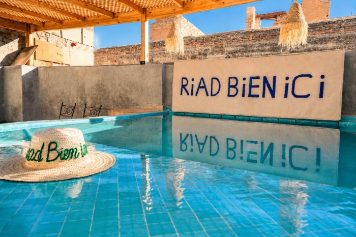 Riad bien ici