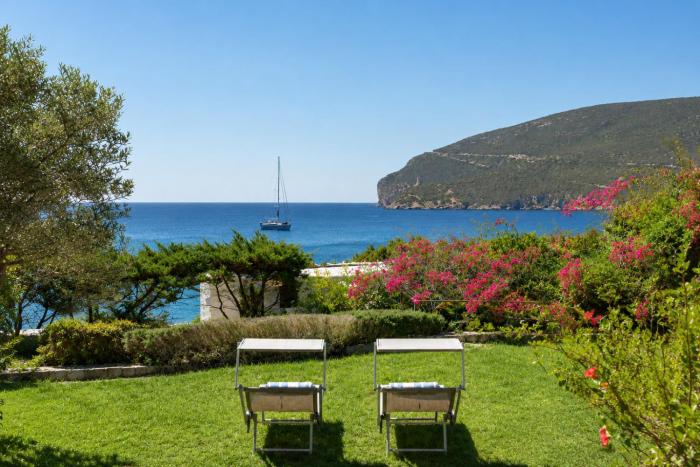 Villa Salida - vista mare, piscina e spiaggia attrezzata