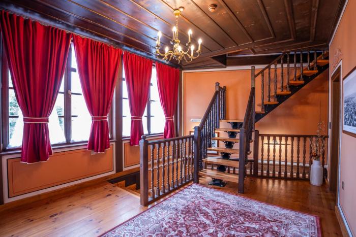 RAHAT Guest House in Old Town - Free Private Parking
