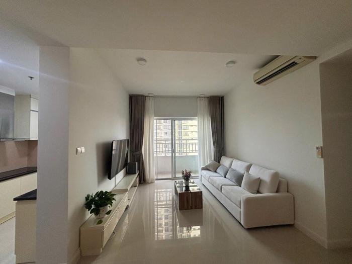 Elegant 2BR - Sunrise City - Pool, Gym & City View