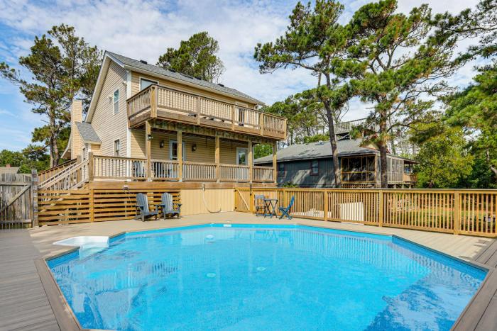 Pool Fun, Beach Days, Dune Hikes! Updated OBX Home