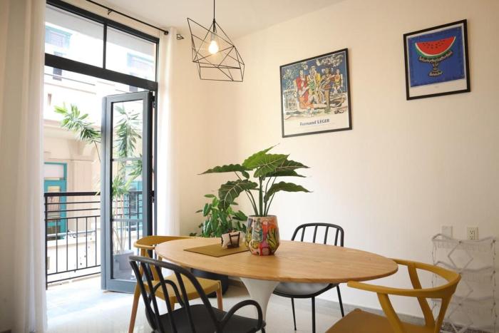 Lemonade Condo 2br