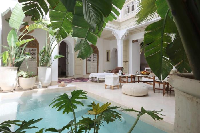Riad lunja