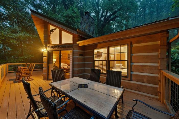 Cedar Ridge Haven Hot Tub Fireplace More