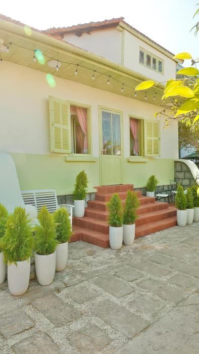 La Petite Maison Fleur