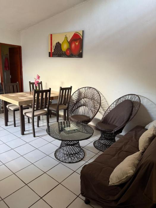 Casa Familiar con Aire Acondicionado y Cochera