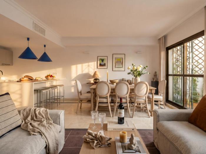 Hidden Gem 4 Bdr House Just Renovated on the Beach