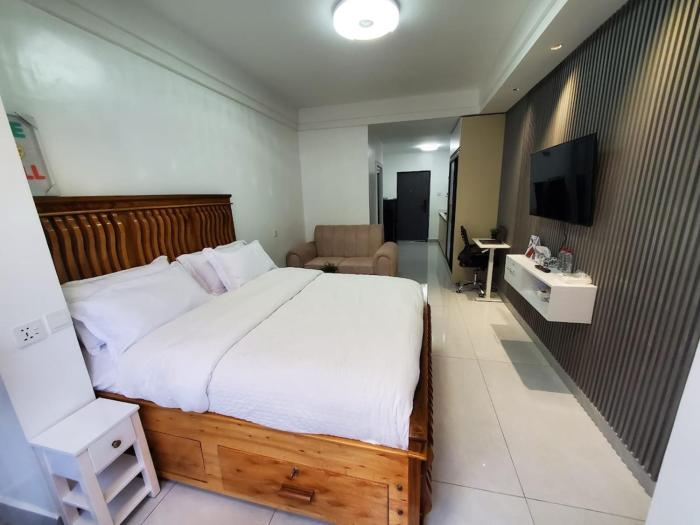 Sunscape Vista II - Studio Near JKIA, SGR, Self Checkin, WIFi, Gym and Pool
