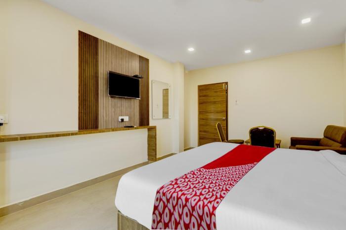 Hotel O Savithas Grand