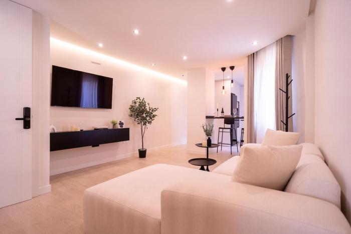 Entire 2 bedroom apartment