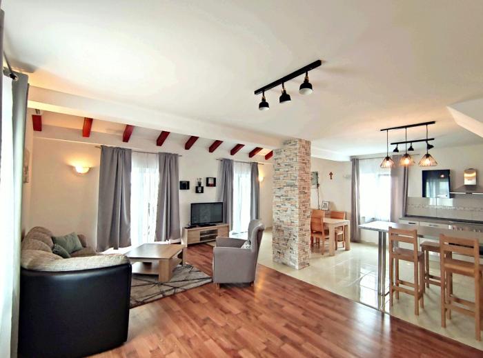 Apartment Arta