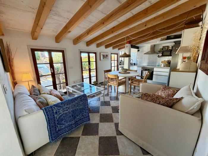 House with private patio in the best area of Menorca