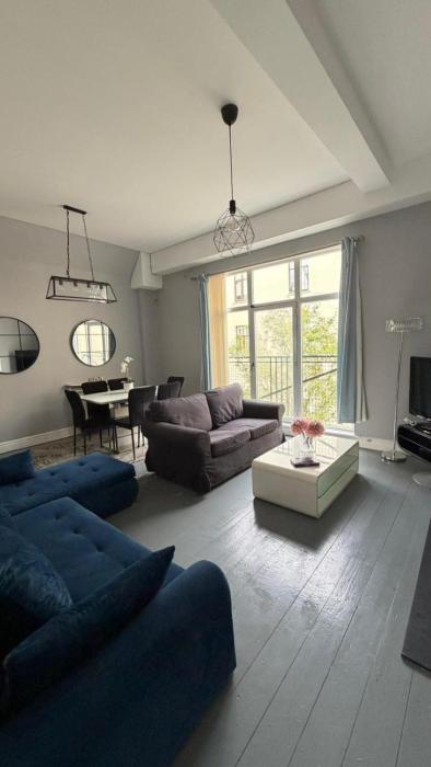 Central Dublin 2-BR - Walk to Silicon Docks & City