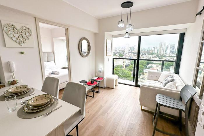 Elegant 2BR near to Real Plaza Salaverry - 1103