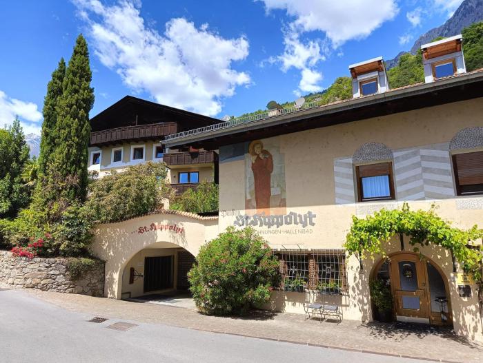 Ferienwohnungen St Hippolyt mit Hallenbad