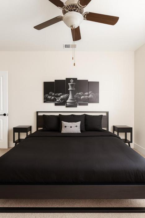 Stylish Condo | 3 Bedroom + Pool Table ST