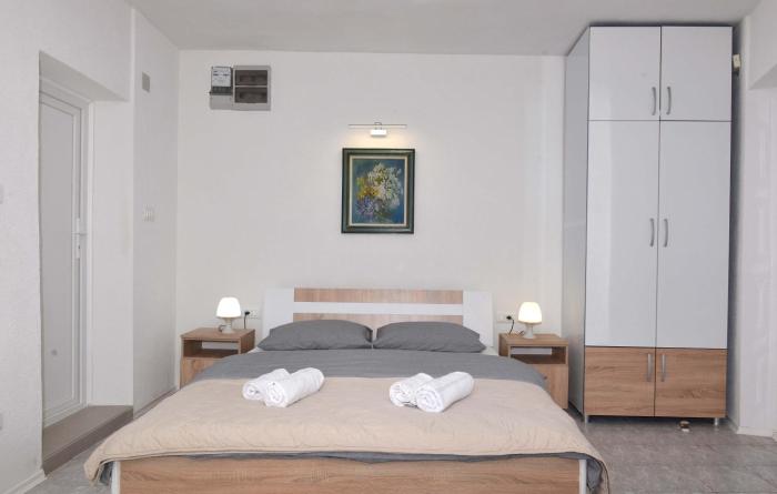 DIVOLN Apartments