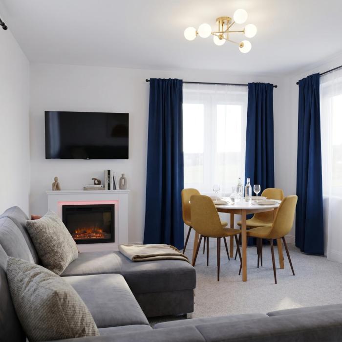 Winter Warsaw 2-Bedroom Apartment with City View Central