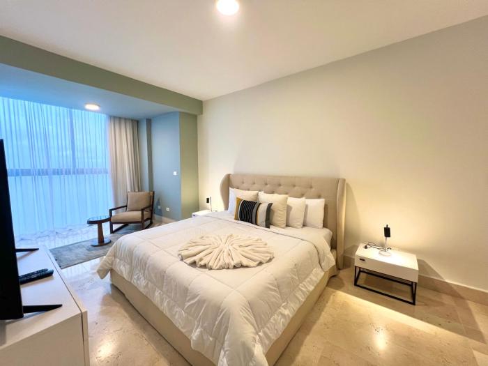 Yoo Panama Luxury Ocean View Apartment