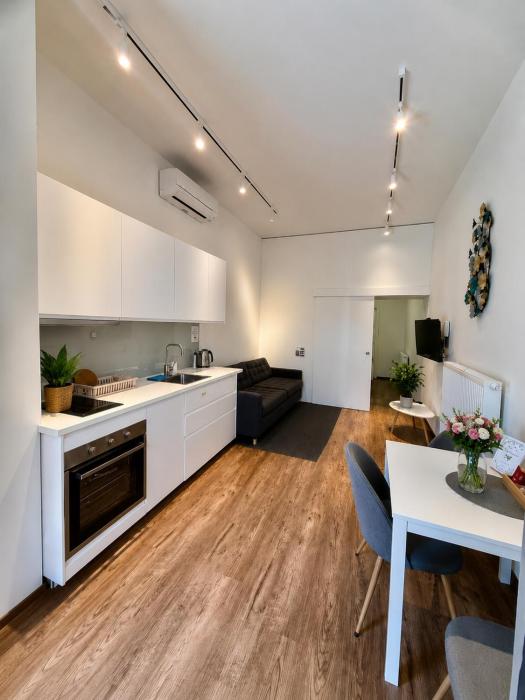 Noelle apartment