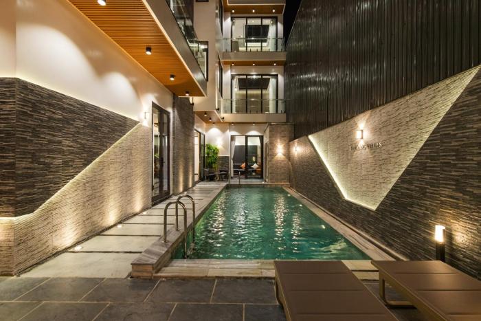 ViDaNang Luxury Villa 07 BRs - Pool - Sauna - Karaoke