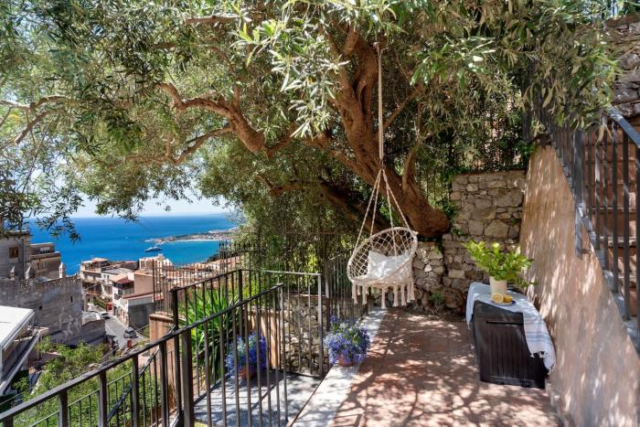 Corte dellUlivo - Vista Mare & Parcheggio Privato