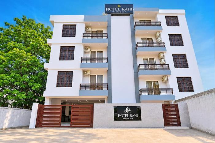 Hotel Rahi Residency I Near Kashi Vishwanath Temple & Ghats