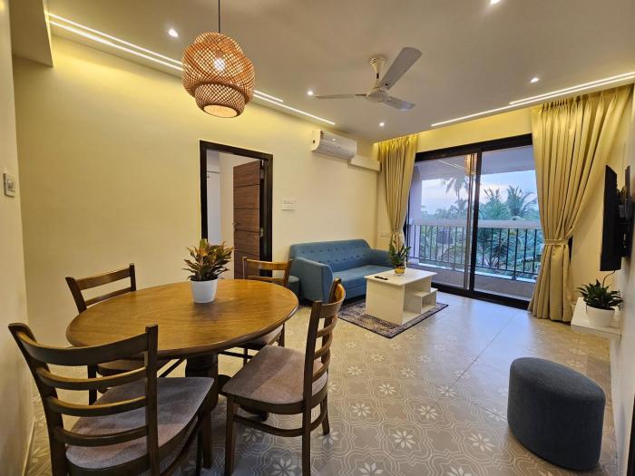 The Calm Cove by Mirashya Homes- 2BHK Serviced Family Stay near Candolim Beach