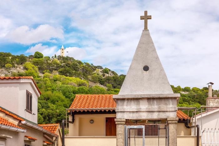 Apartment Church Bells with Terrace