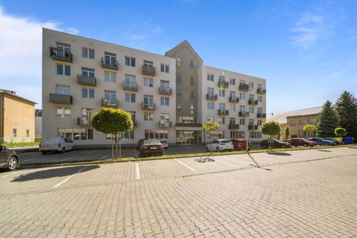2 room Apartment with balcony - Nálepkova