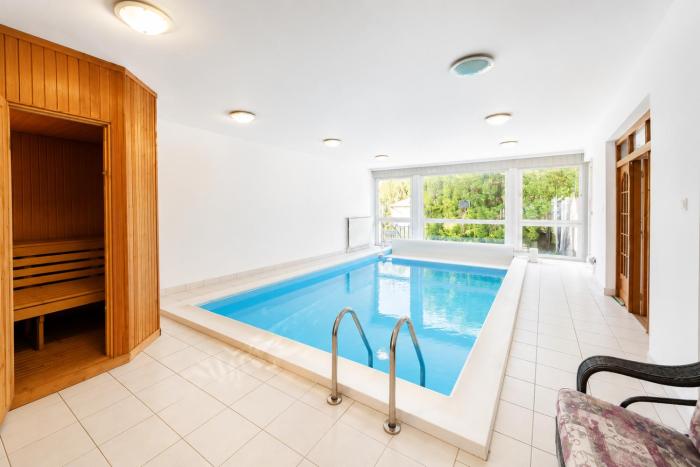 Siófok Private Spa Villa - Pool & Sauna