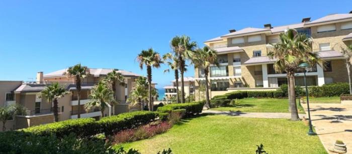 Appartement avec Piscine et vue Mer "Confort et Détente"