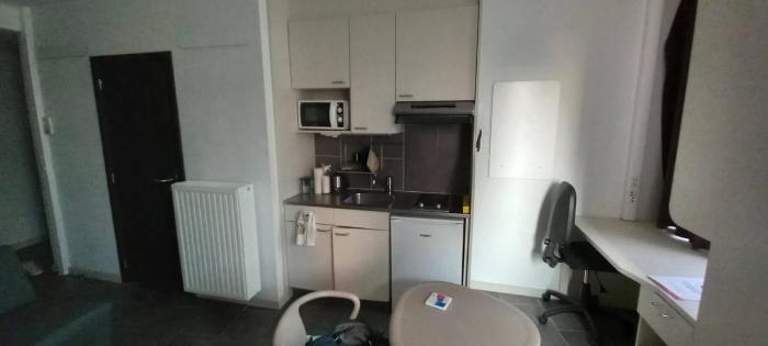 Private studio for 2 in the center of liège