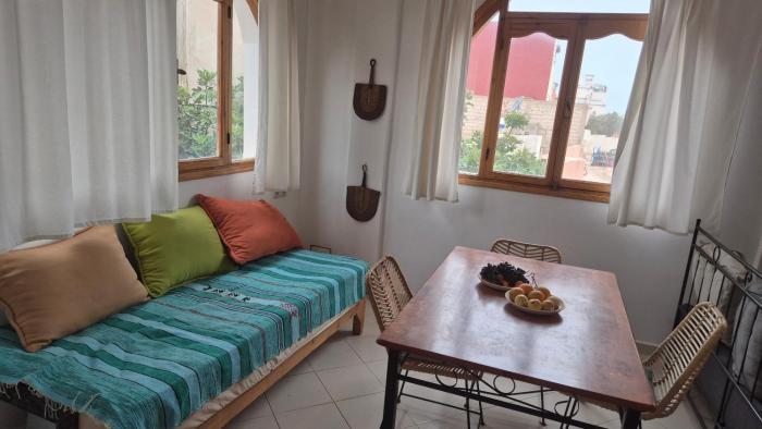 Appartment 4 personnes avec accès terrasse avec vue TAMRAGHT OUFELLA