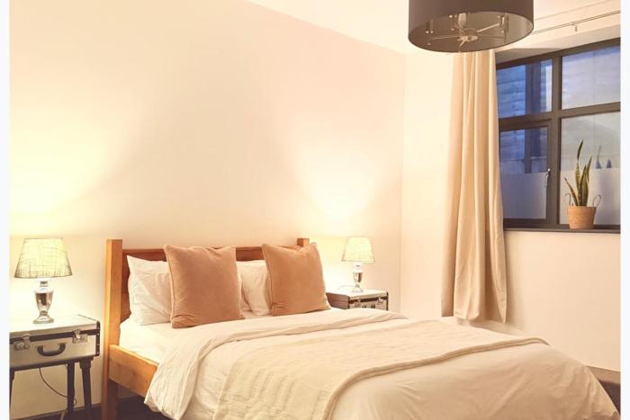 2-Bed - Sleeps 5 - Pet Friendly