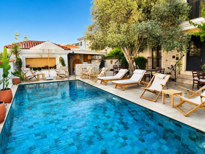 Alaçatı Albatross Hotel
