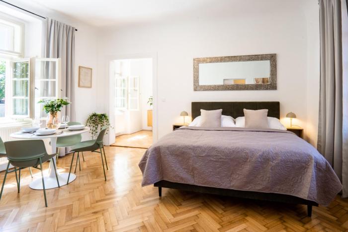 Charles Bridge Riverside Apartment