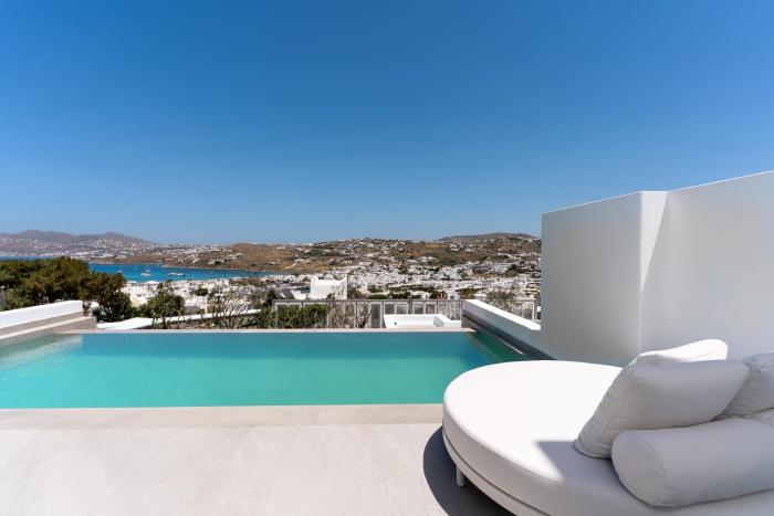 Kallos of Mykonos