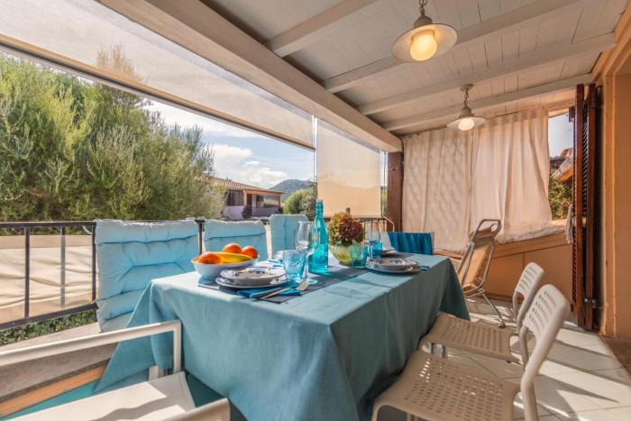 Tiffany With Shared Pool - Happy Rentals