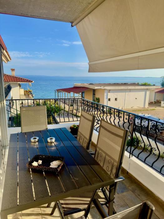 VillaKaliba BEACHFRONT HOUSE