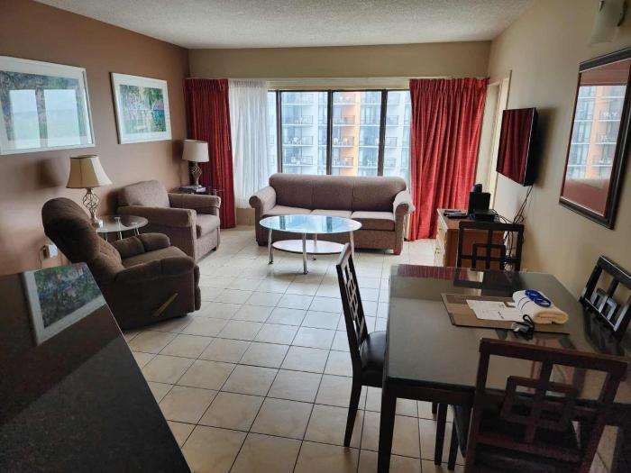 Cozy Ocean View 1 Bedroom Condo - Palace Resort Unit 510
