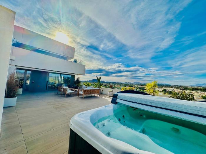 Penthouse in San Juan, Alicante, with pool parking gym