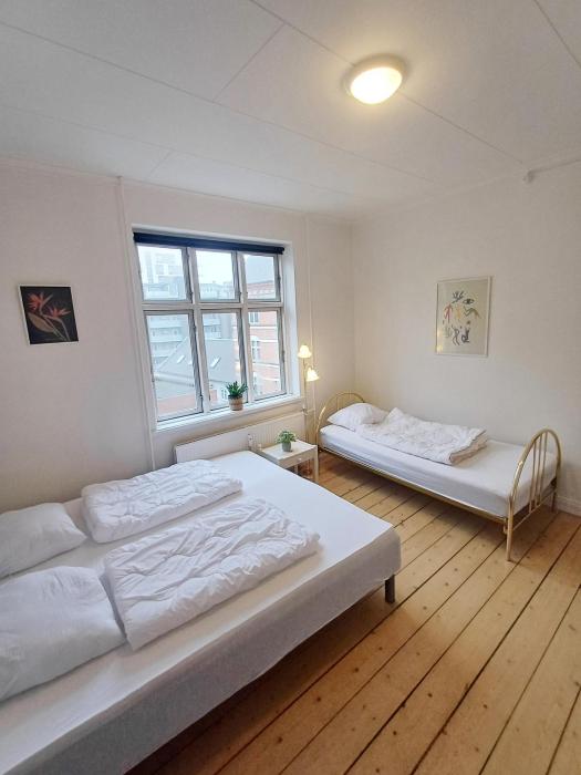 2 Bedroom Apartment near pedestrian street