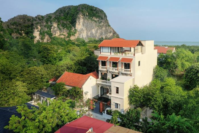 Le Grande Tam Coc Retreat - Free Pool & Mountain View