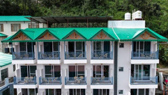 Kalptaru The Kumaun Retreat - 20 min Drive to Kainchi Dham