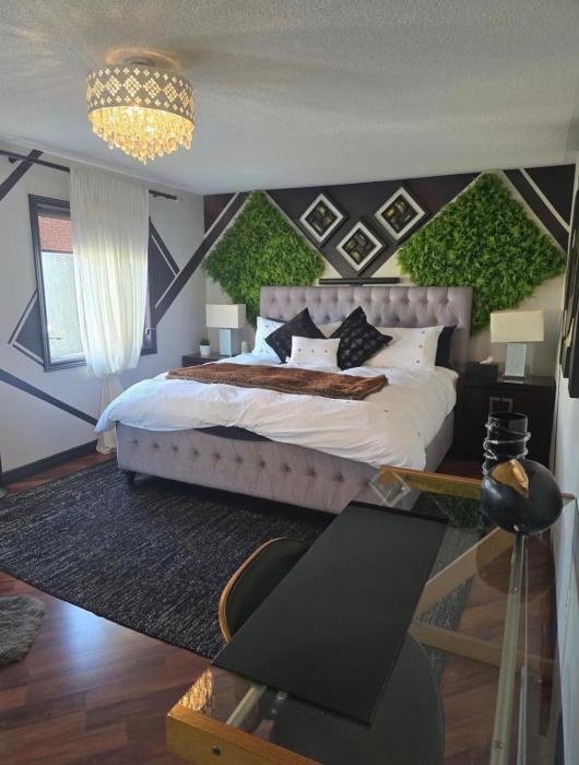 Private cozy king size room