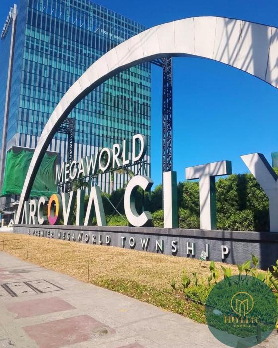 1BR Elegant Spacious Unit in Arcovia Pasig 18th Ave de Triomphe