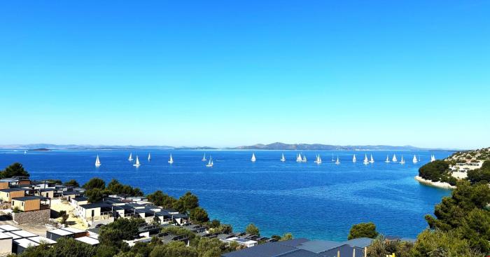 Mobile Home SkyLine - beautiful sea view - on the palm of the beach