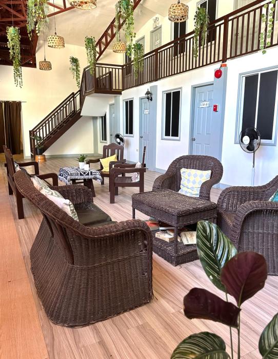 Amancios Tourist Inn-Close to the Airport